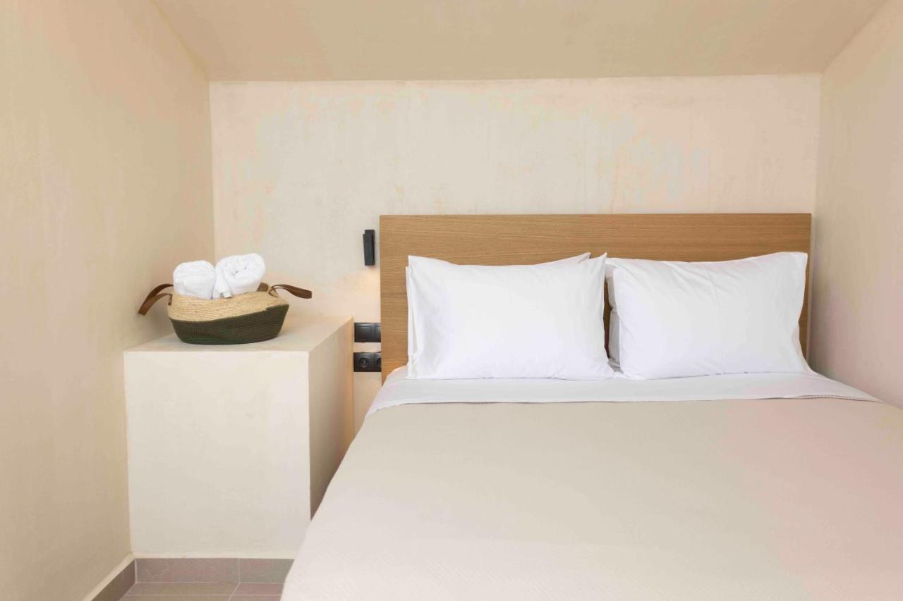 Pnoes Luxury Suites Paliouri Exterior photo