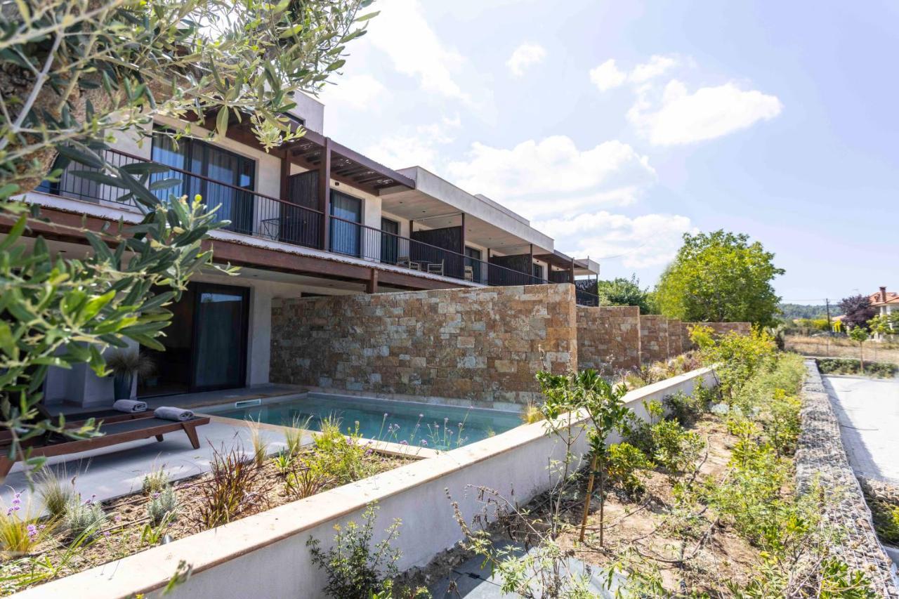 Pnoes Luxury Suites Paliouri Exterior photo