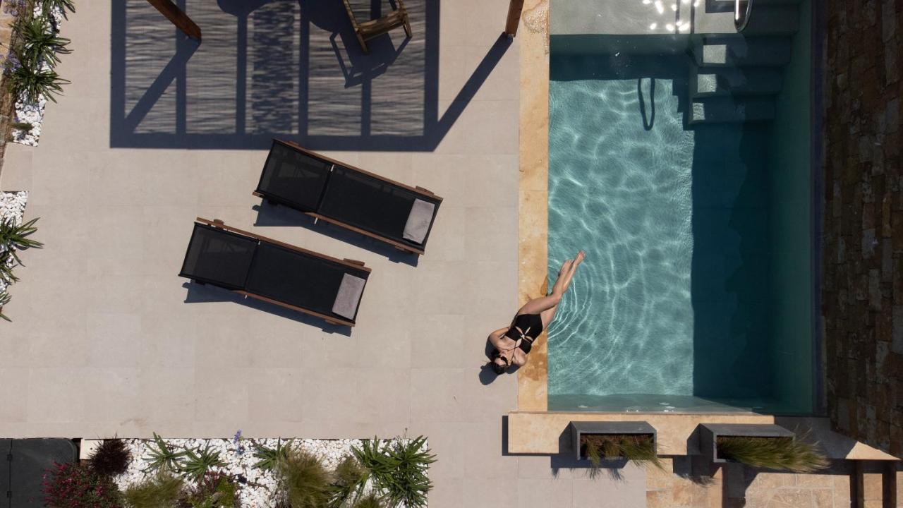 Pnoes Luxury Suites Paliouri Exterior photo