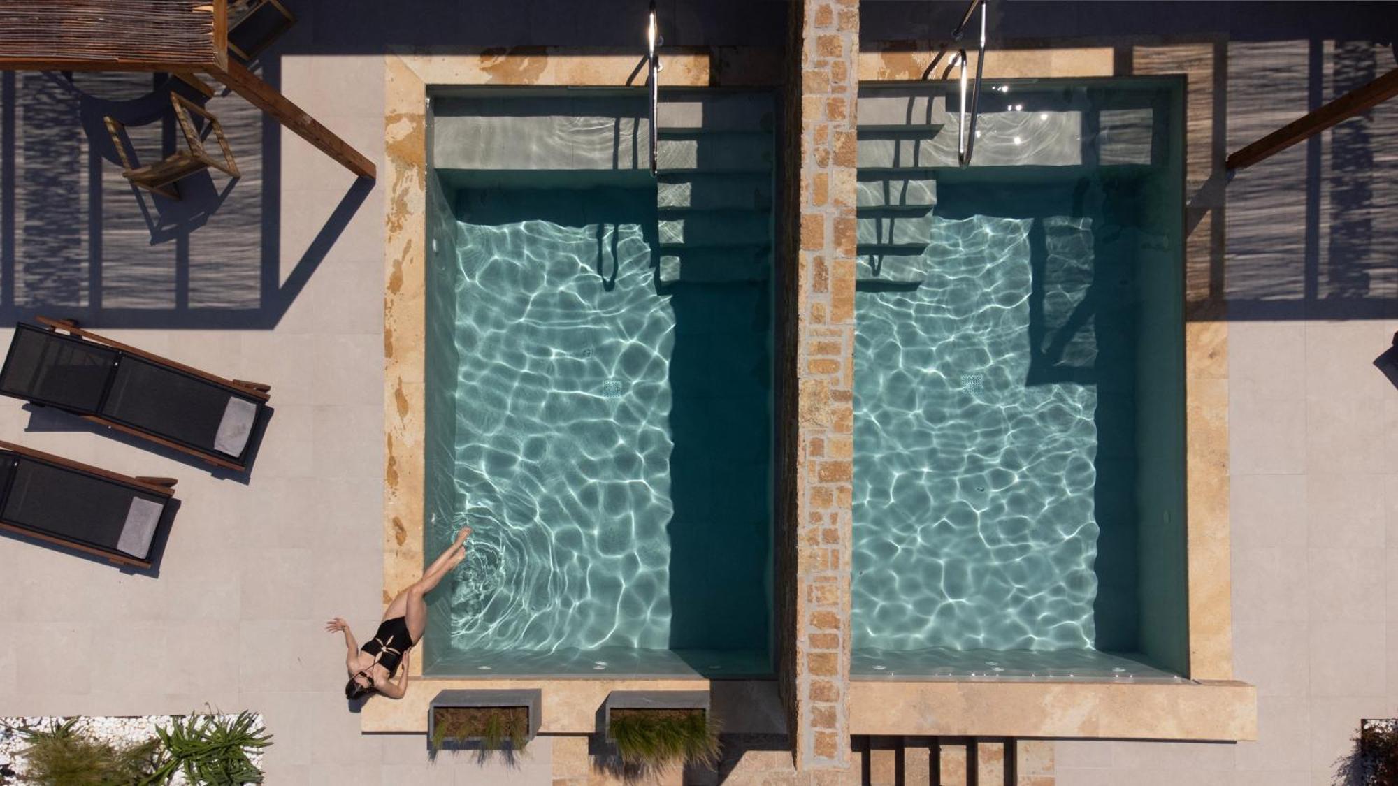 Pnoes Luxury Suites Paliouri Exterior photo